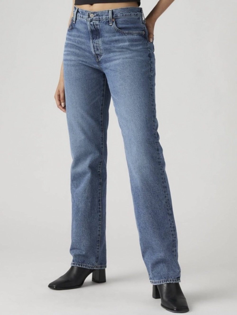 Levi's 501 ‘90 Women's Straight Leg Jeans in Light Blue Denim Size 27